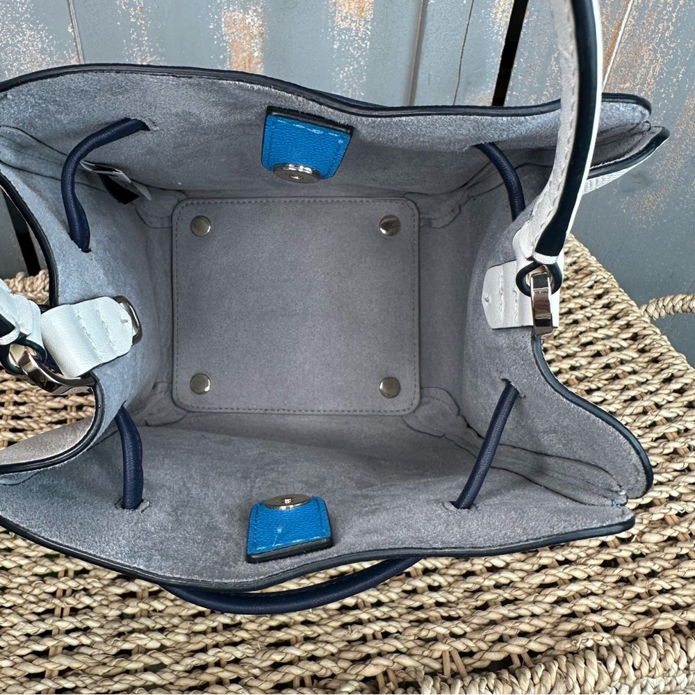 Kate Spade Busy Small Bucket Bag Oceanside - Picture 11 of 15